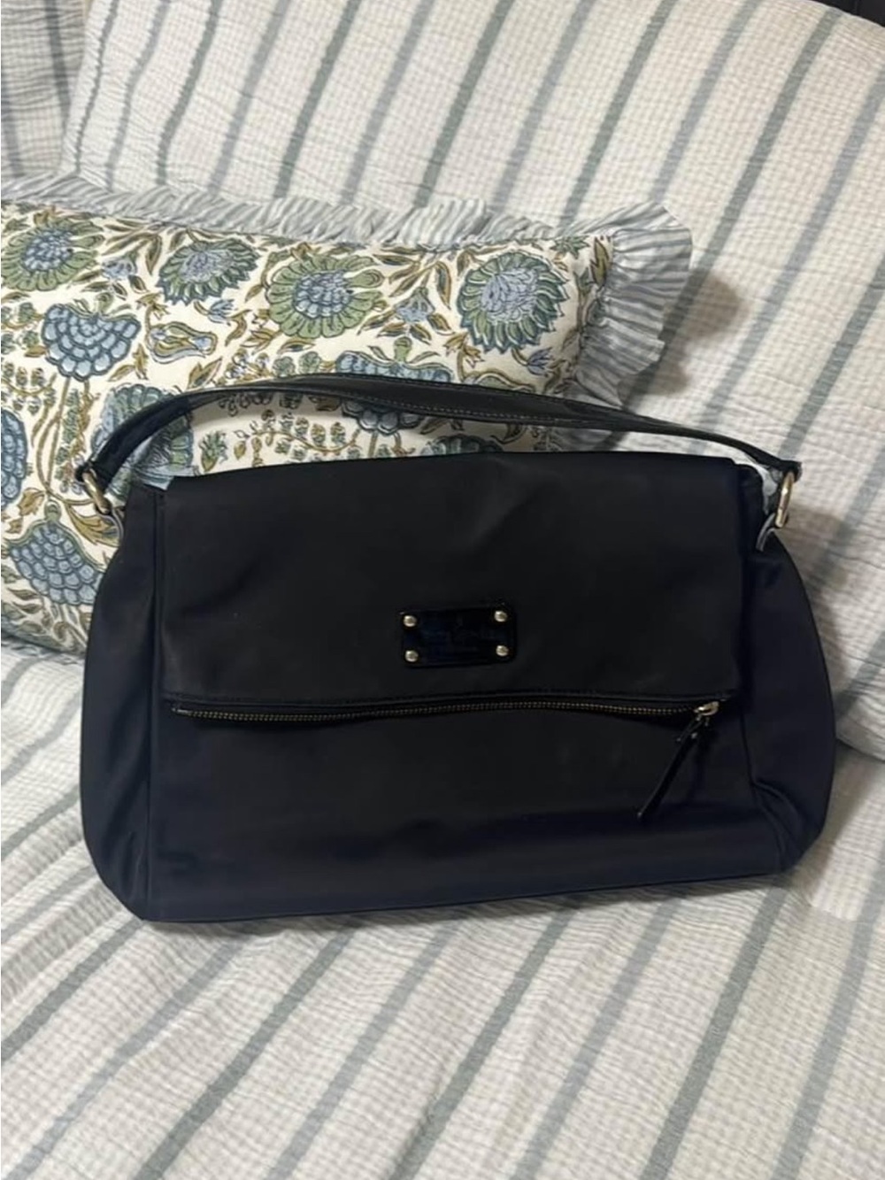 Classic Kate Spade Black Women’s Shoulder Bag